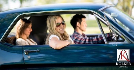 friends on road trip